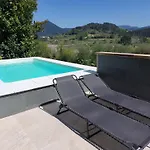 En Pleno Corazon De Urdaibai Con Piscina Y Muy Cerca De Playas 公寓 *