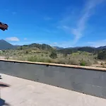 En Pleno Corazon De Urdaibai Con Piscina Y Muy Cerca De Playas 公寓
