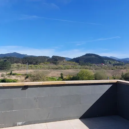 En Pleno Corazon De Urdaibai Con Piscina Y Muy Cerca De Playas Appartement Elejalde