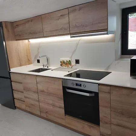 En Pleno Corazon De Urdaibai Con Piscina Y Muy Cerca De Playas