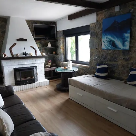 En Pleno Corazon De Urdaibai Con Piscina Y Muy Cerca De Playas Elejalde