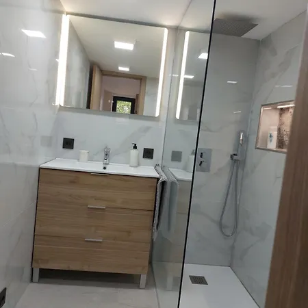 En Pleno Corazon De Urdaibai Con Piscina Y Muy Cerca De Playas